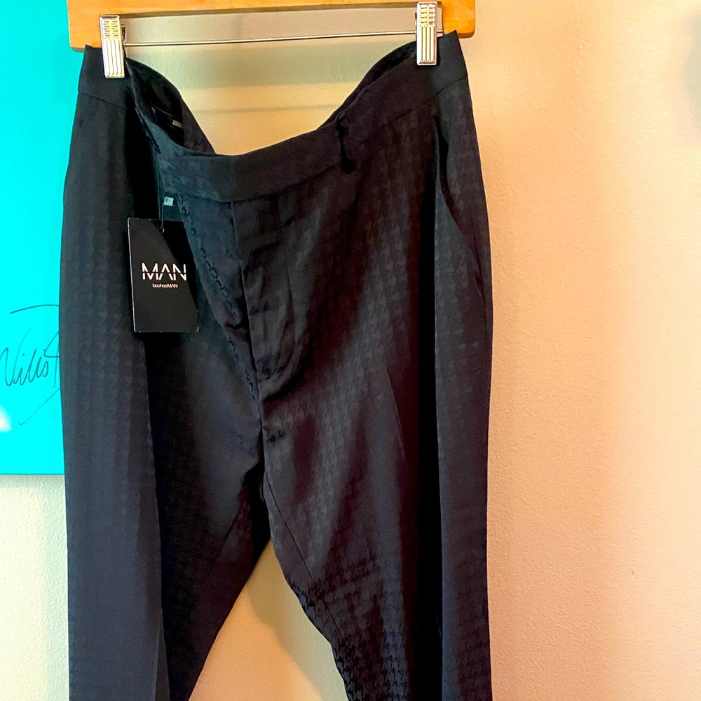 Black houndstooth dress pants